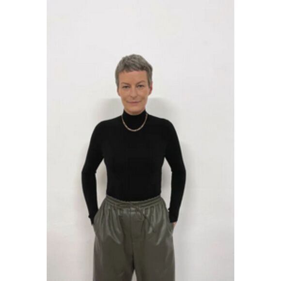 Black Zara Basic Knit Mock Neck Long Sleeve Pullover Sweater (NWT) - Picture 2 of 10